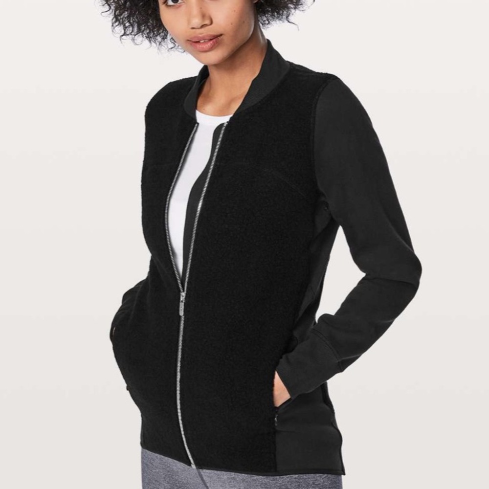 LULULEMON black Stand Out Sherpa Jacket